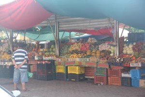 buying some fruits in Curacao